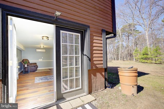 1 BUNKER, Grasonville, MD 21638