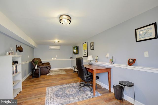 1 BUNKER, Grasonville, MD 21638