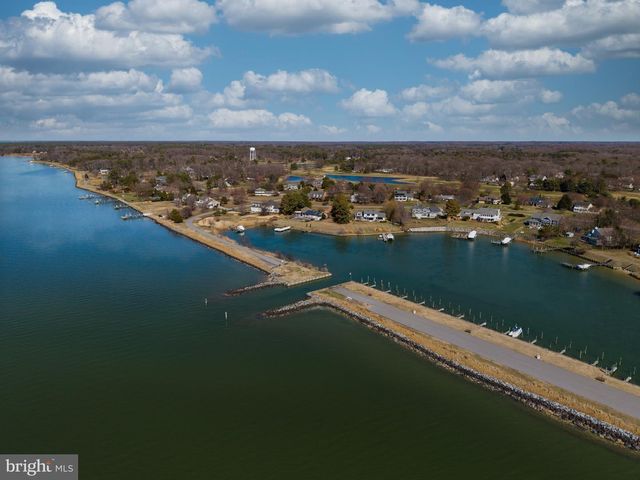 1 BUNKER, Grasonville, MD 21638