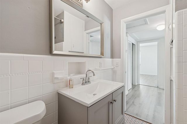 2900 49TH STREET N, St Petersburg, FL 33710