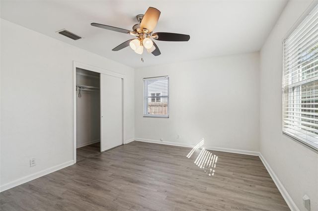 2900 49TH STREET N, St Petersburg, FL 33710