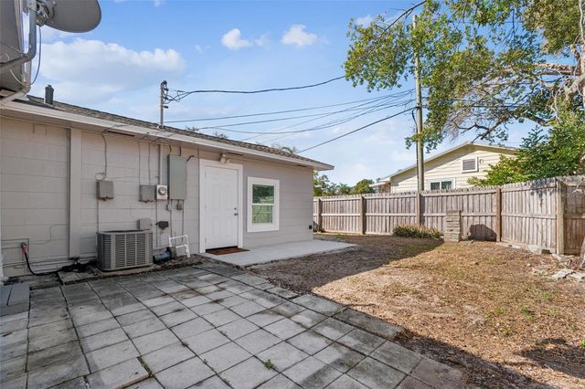 2900 49TH STREET N, St Petersburg, FL 33710
