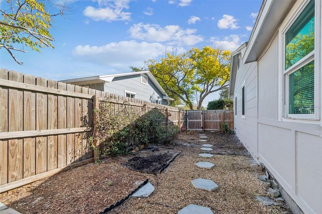 2900 49TH STREET N, St Petersburg, FL 33710