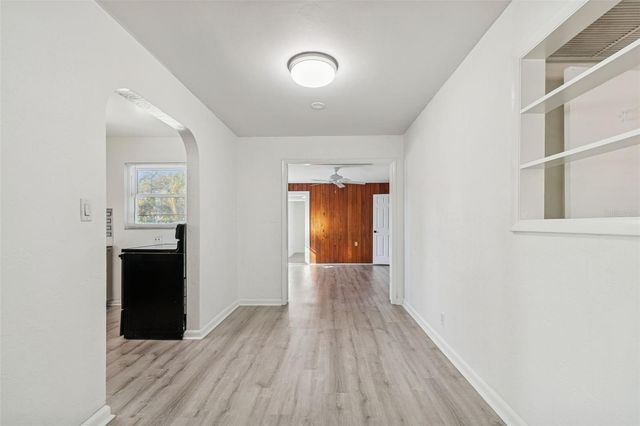 2900 49TH STREET N, St Petersburg, FL 33710