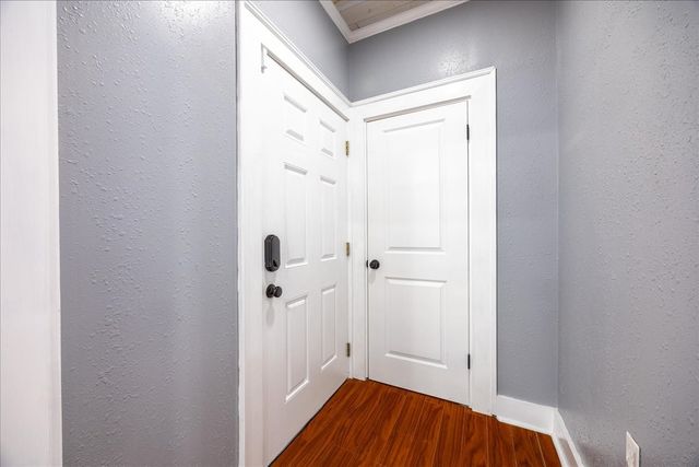 1301 W 2nd Avenue, Corsicana, TX 75110