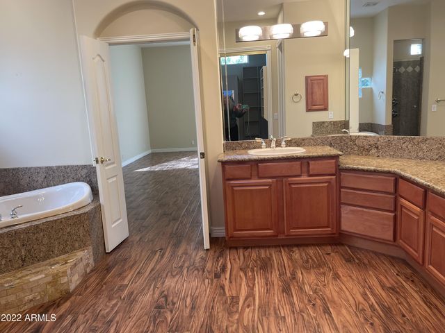 10100 N 78TH Place, Scottsdale, AZ 85258