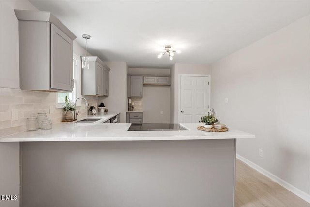 601 West Street, Selma, NC 27576