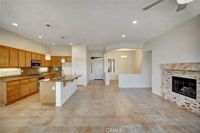 23906 Boulder Oaks, Corona, CA 92883
