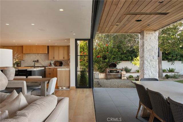 2118 Leeward, Newport Beach, CA 92660