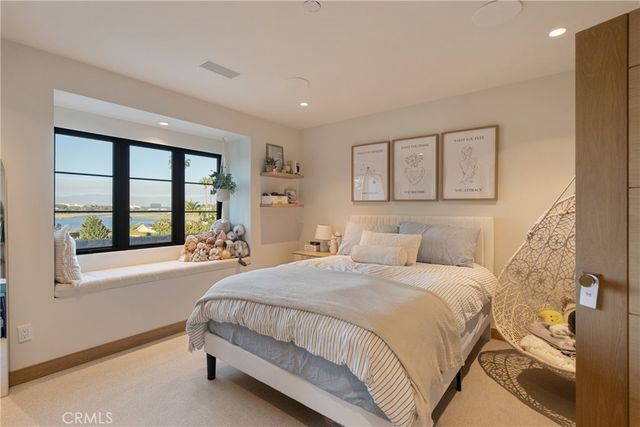 2118 Leeward, Newport Beach, CA 92660