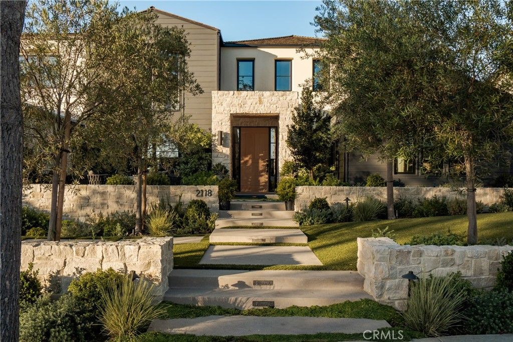 2118 Leeward, Newport Beach, CA 92660 — photo 2