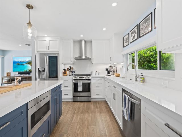 2421 NE 50th Street, Lighthouse Point, FL 33064