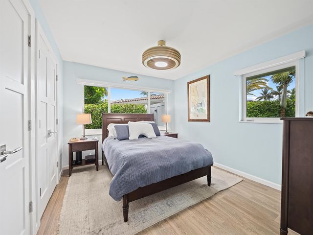 2421 NE 50th Street, Lighthouse Point, FL 33064