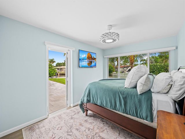 2421 NE 50th Street, Lighthouse Point, FL 33064