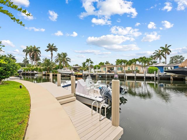 2421 NE 50th Street, Lighthouse Point, FL 33064