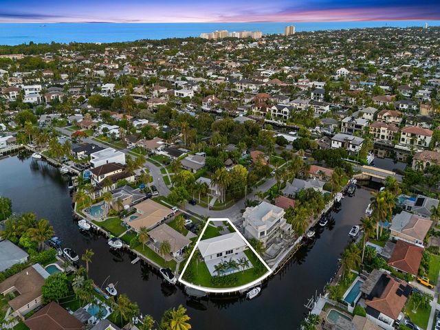 2421 NE 50th Street, Lighthouse Point, FL 33064