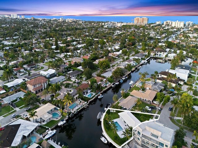 2421 NE 50th Street, Lighthouse Point, FL 33064