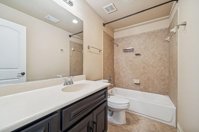 8702 Stowe Creek Lane, Missouri City, TX 77459