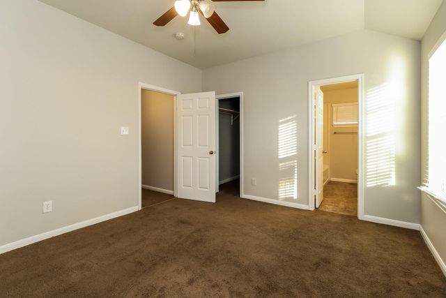 4939 N Cancun Drive, Houston, TX 77045