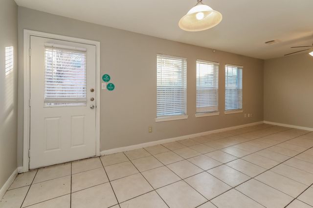 4939 N Cancun Drive, Houston, TX 77045