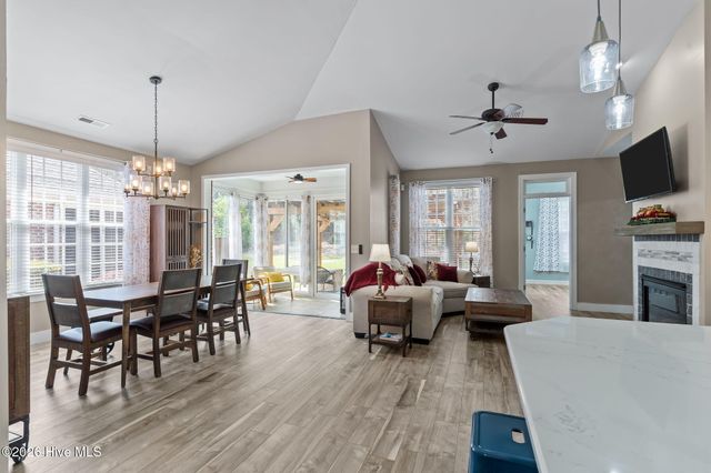 1127 Greensview Circle, Leland, NC 28451