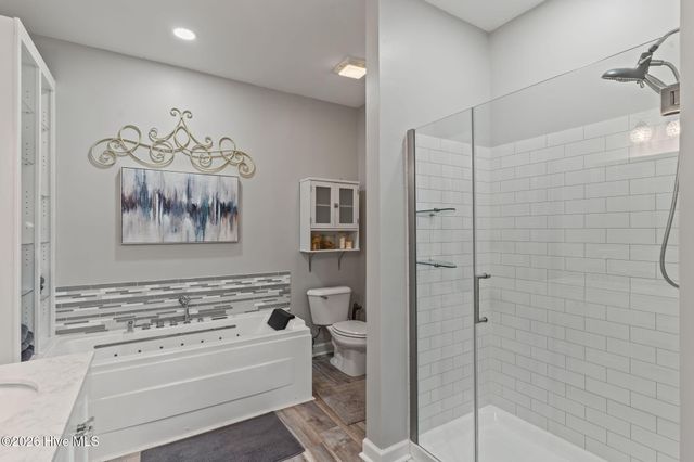 1127 Greensview Circle, Leland, NC 28451