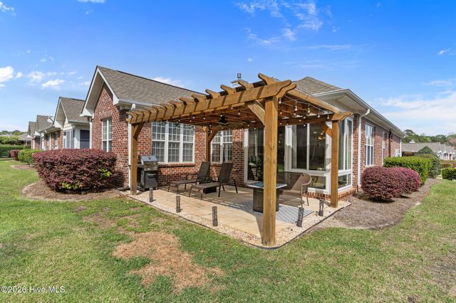 1127 Greensview Circle, Leland, NC 28451