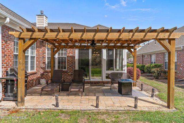 1127 Greensview Circle, Leland, NC 28451