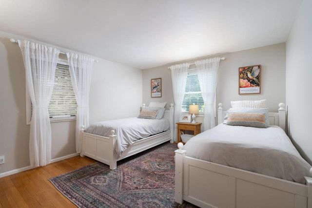 1521 N 122nd STREET, Wauwatosa, WI 53226
