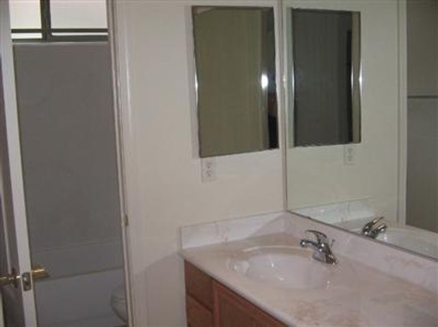 5416 N Bramble Brook Lane, Tucson, AZ 85704