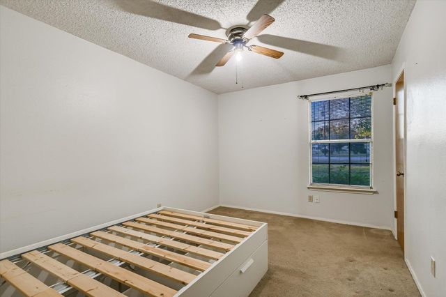 600 County Glen ST, Leander, TX 78641