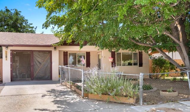 1201 W Didier Avenue, Belen, NM 87002