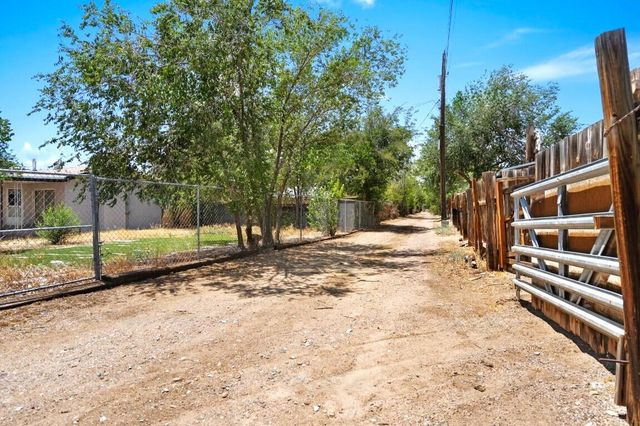 1201 W Didier Avenue, Belen, NM 87002