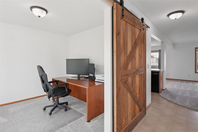 1215 S 4th Street, Indianola, IA 50125