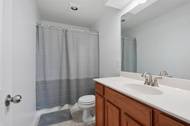 1215 S 4th Street, Indianola, IA 50125