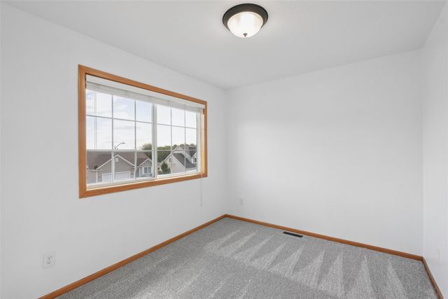 1215 S 4th Street, Indianola, IA 50125