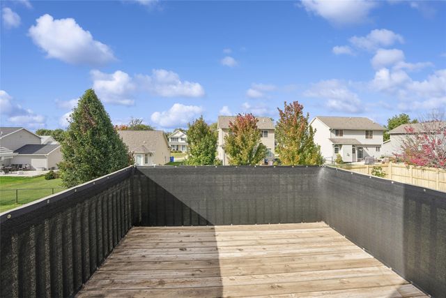 1215 S 4th Street, Indianola, IA 50125