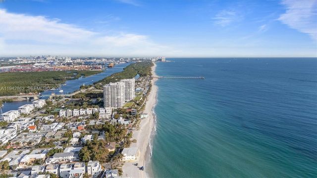 5784 N Surf Rd, Hollywood, FL 33019