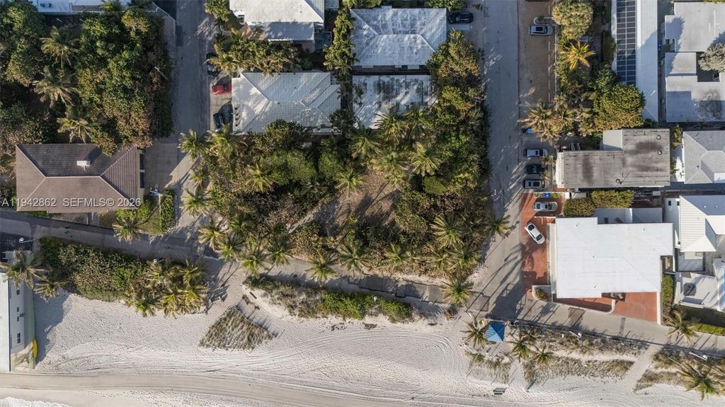 5784 N Surf Rd, Hollywood, FL 33019