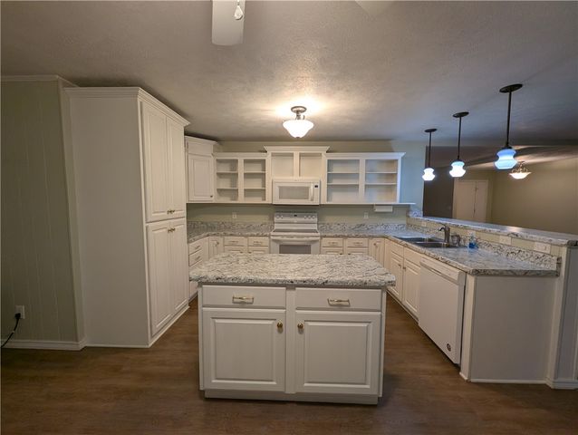 105 Wren Street, Harrison, AR 72601