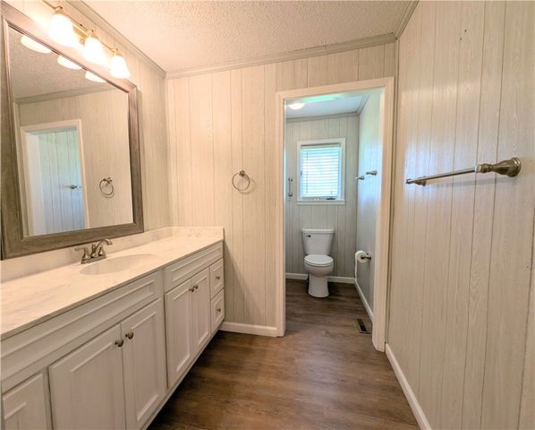 105 Wren Street, Harrison, AR 72601