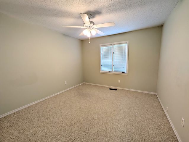 105 Wren Street, Harrison, AR 72601