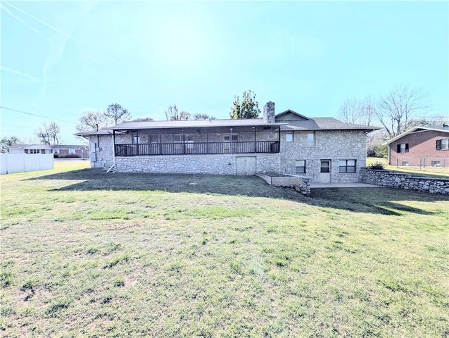 105 Wren Street, Harrison, AR 72601