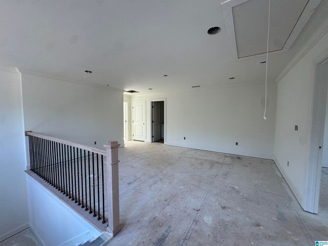 658 LIME CREEK WAY, Chelsea, AL 35043