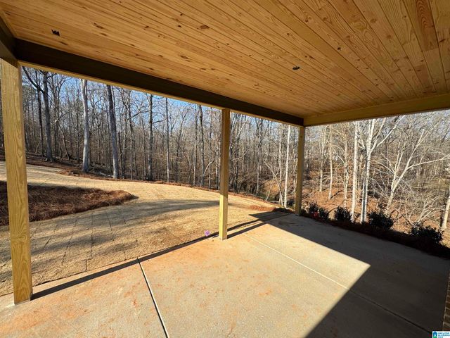 658 LIME CREEK WAY, Chelsea, AL 35043