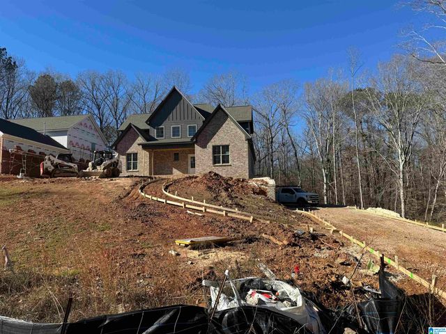 658 LIME CREEK WAY, Chelsea, AL 35043