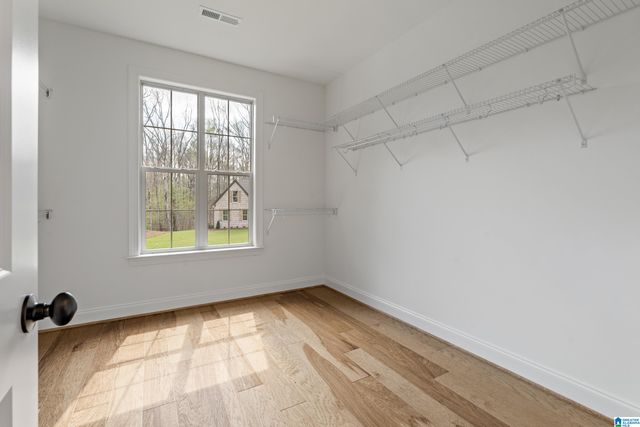 658 LIME CREEK WAY, Chelsea, AL 35043