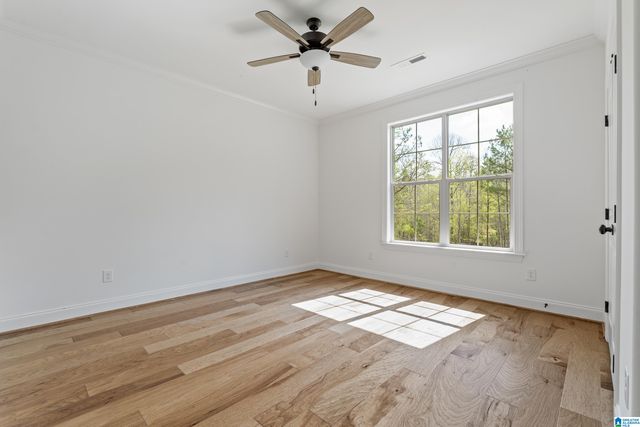 658 LIME CREEK WAY, Chelsea, AL 35043