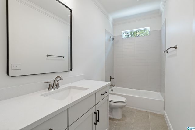 658 LIME CREEK WAY, Chelsea, AL 35043