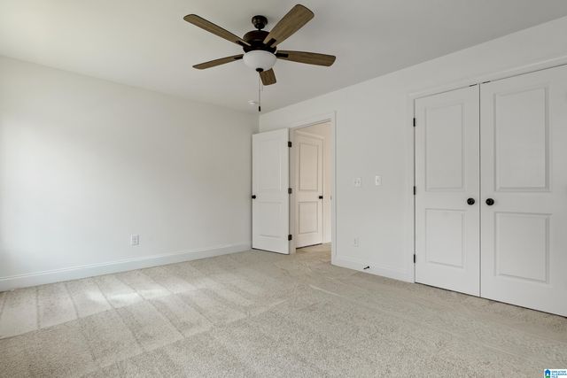 658 LIME CREEK WAY, Chelsea, AL 35043